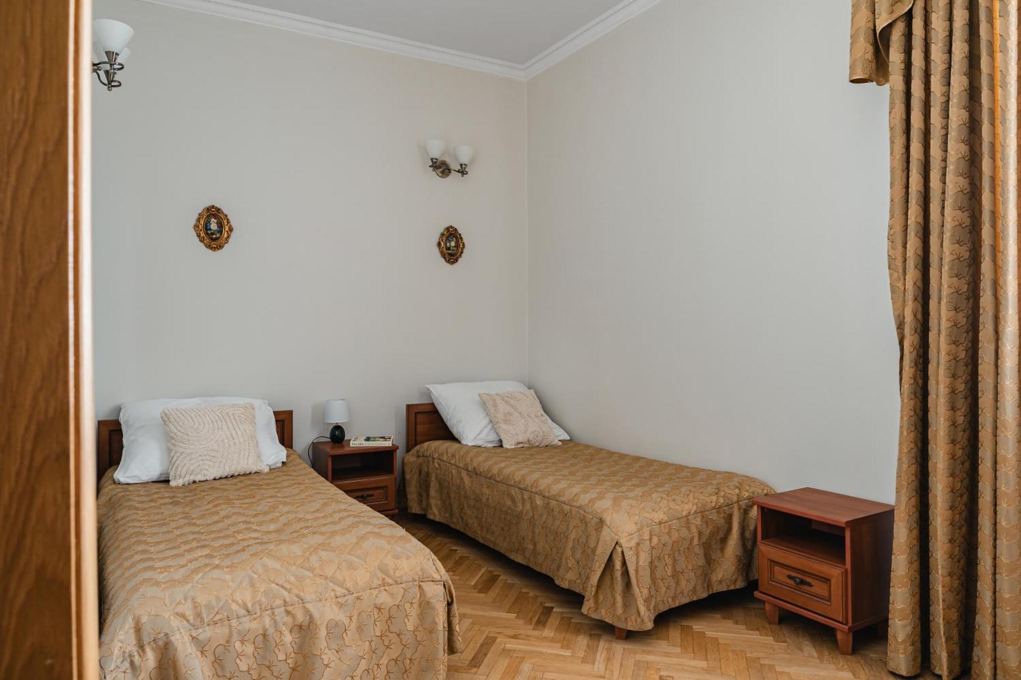 Rewita Waplewo Hotell Maroz Rum bild