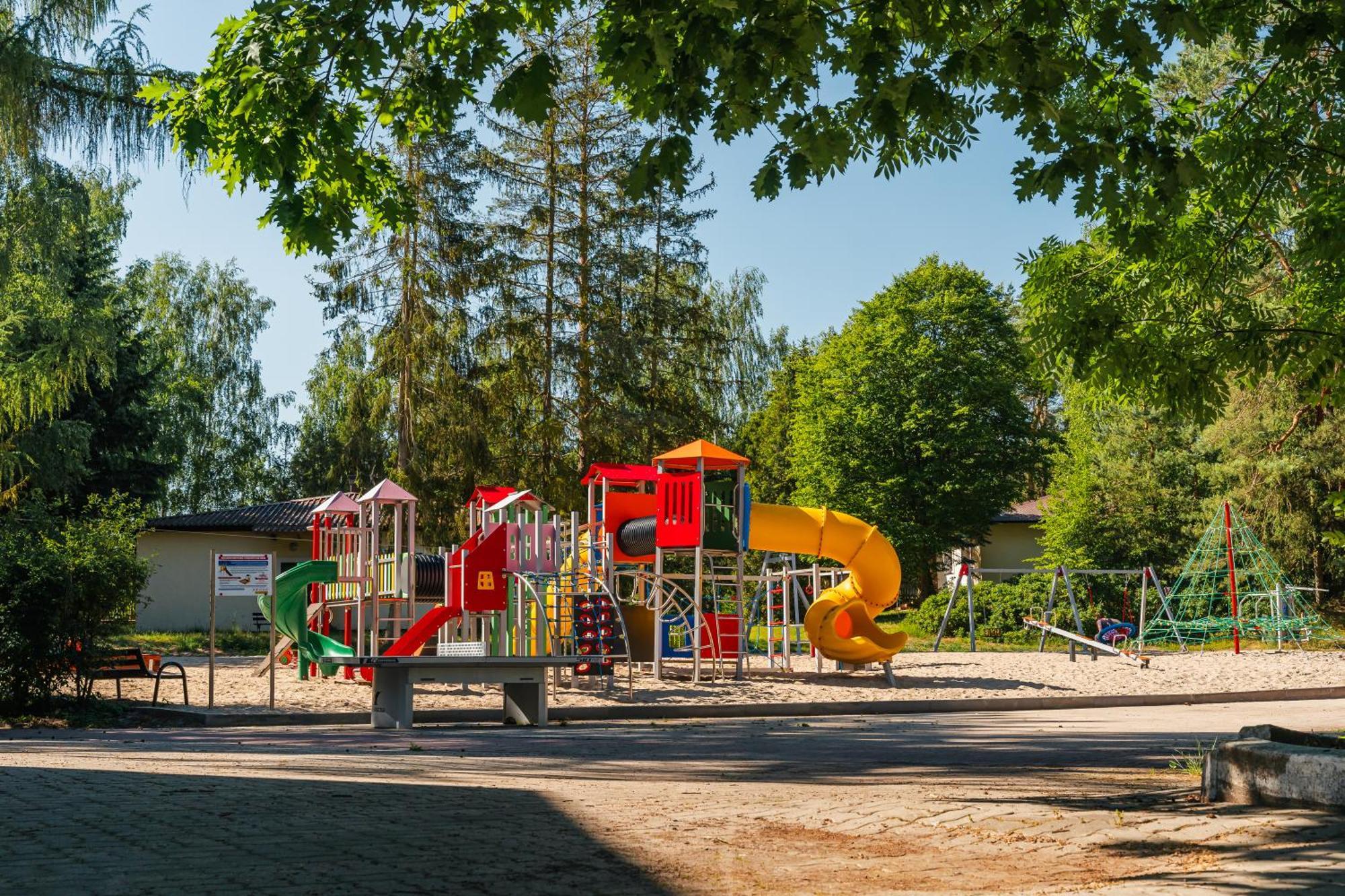 Rewita Waplewo Hotell Maroz Exteriör bild